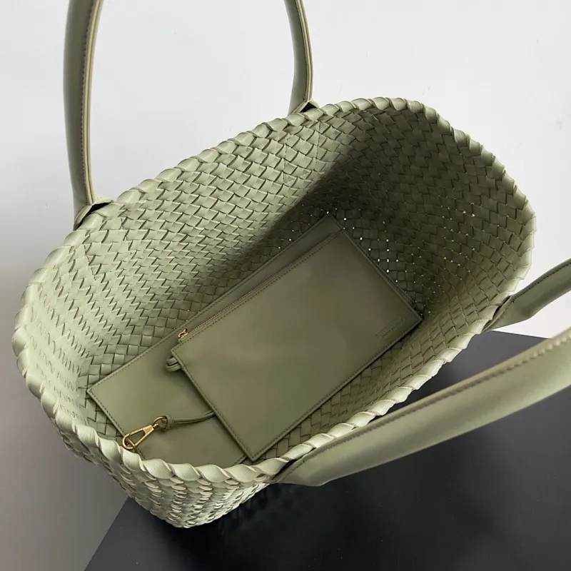 All categories 💚 Authentic bags 💚 BV 2025 new BV handbags